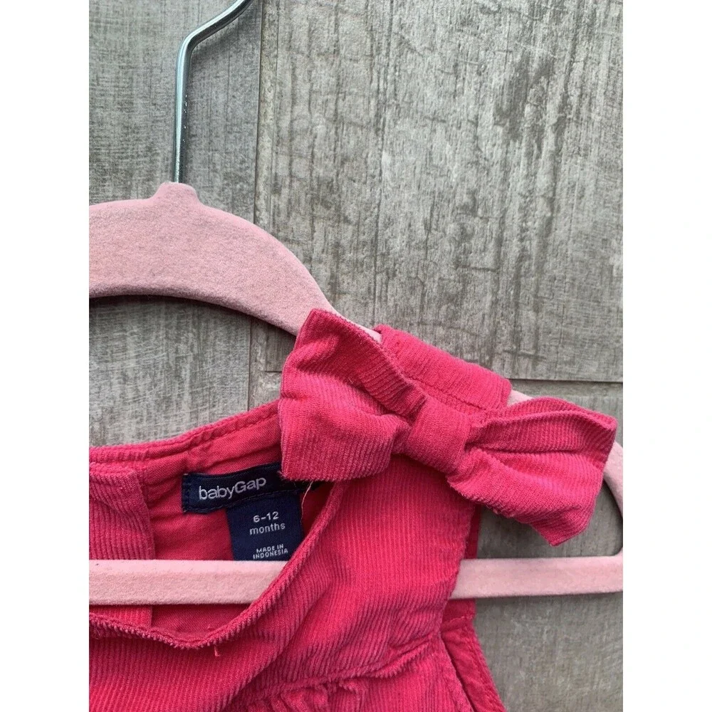 Baby Gap Pink Corduroy Jumpsuit Romper One Piece Sleeveless Outfit 6-12 Months